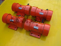 YZS振動(dòng)電機(jī):激振能力強(qiáng)，拆卸方便。